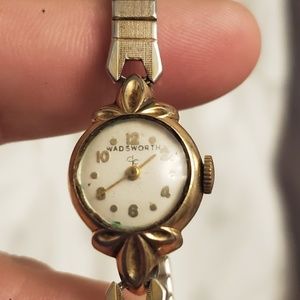 Wadsworth vintage ladies watch gold plated